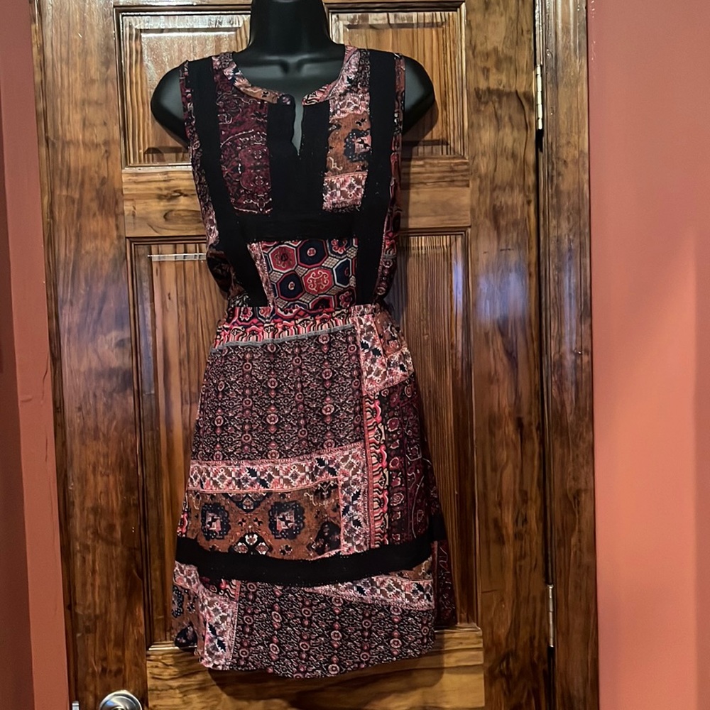 Miss Me Lace Detailed Sleeveless Dress.. gorgeous!